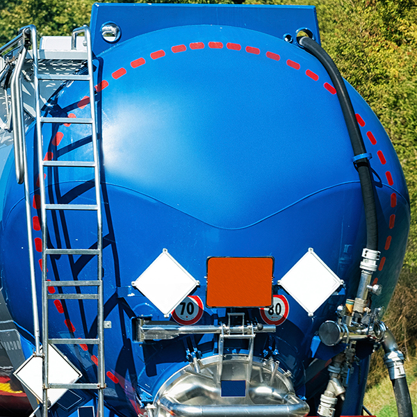 ORALITE® VC 104+ Tanker Stickers Orafol Farben-Frikell WTB ORALITE® VC 104+ Tanker Stickers Orafol Farben-Frikell WTB